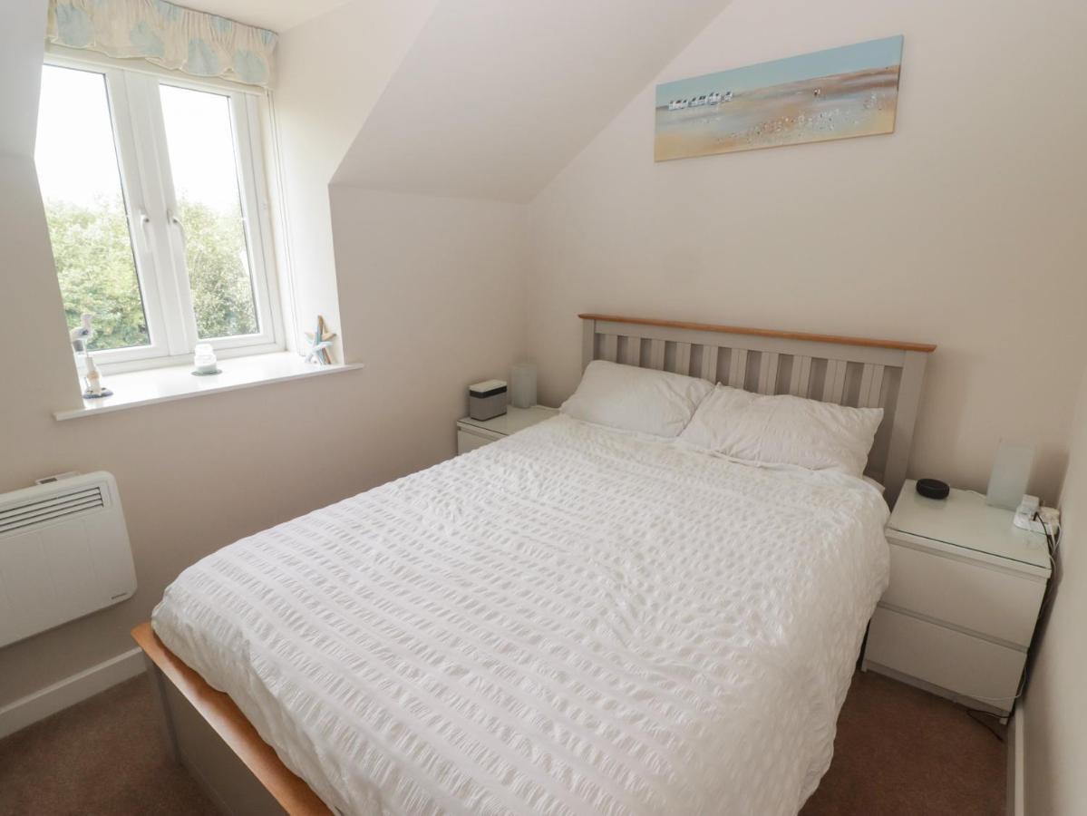 Daffodil Apartment Tenby Exterior photo
