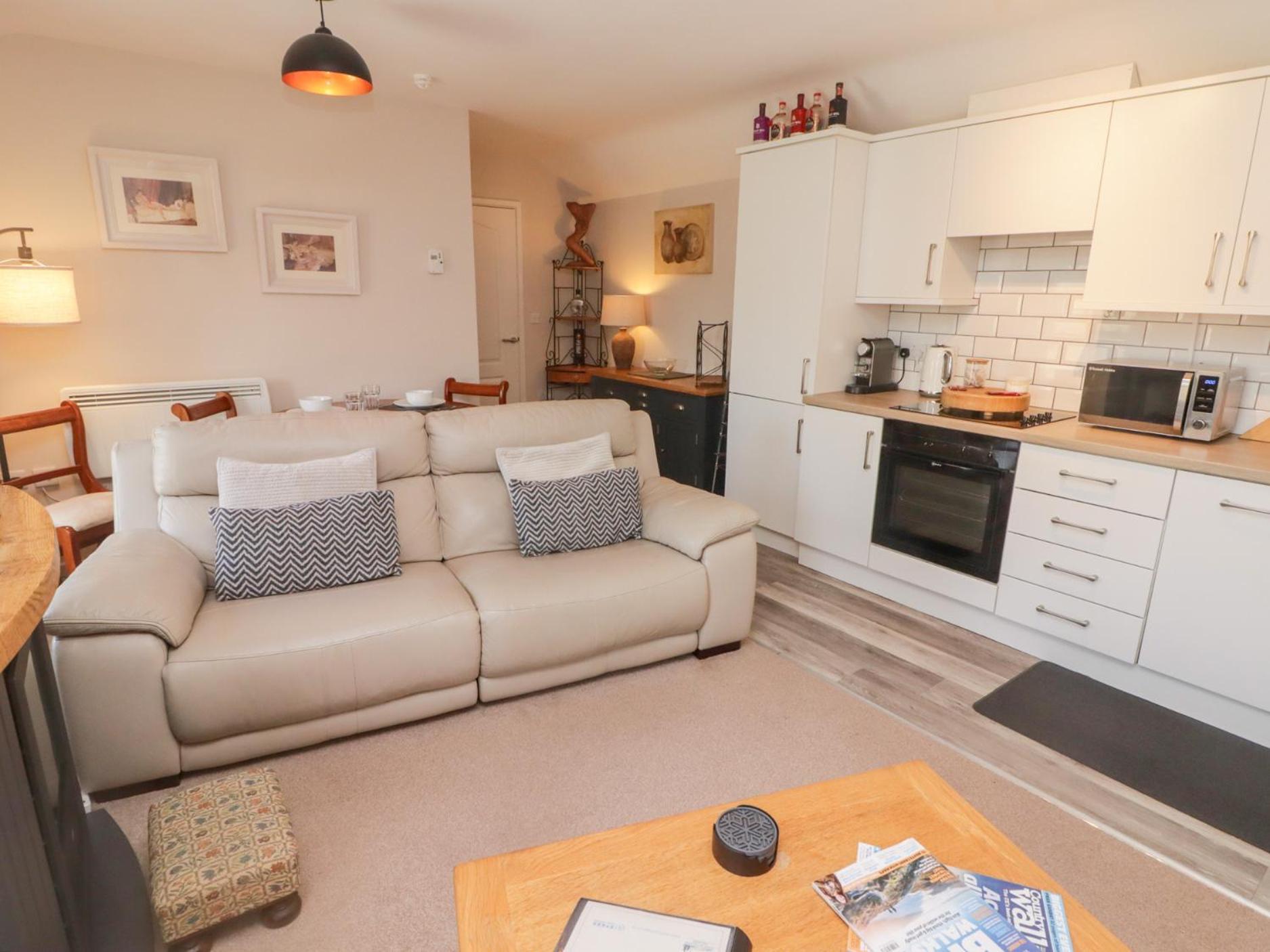 Daffodil Apartment Tenby Exterior photo